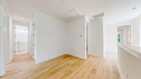 Entry Way - 410 D St, Saint Augustine, FL 32080 photo 4 of 4