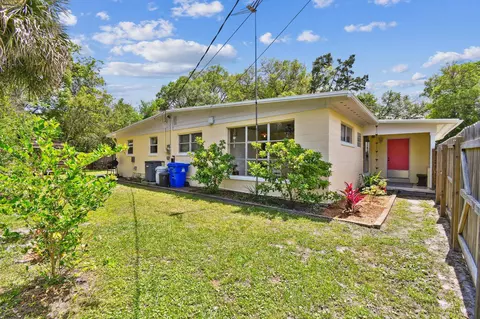 Exterior - 1300 Francis St, Saint Augustine, FL 32084 photo 17 of 18