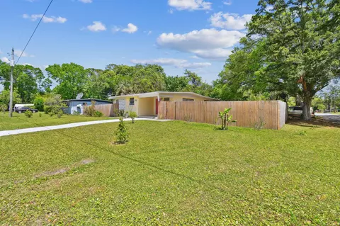 Exterior - 1300 Francis St, Saint Augustine, FL 32084 photo 6 of 18