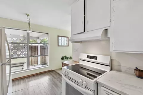 Kitchen - 1300 Francis St, Saint Augustine, FL 32084 photo 3 of 4