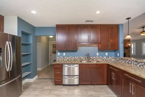 Kitchen - 303 Sea Fox Rd, Saint Augustine, FL 32086 photo 3 of 5