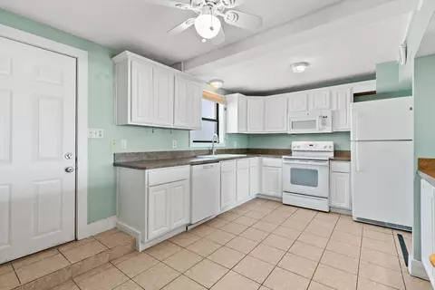 Kitchen - 9119 Old A1a, Saint Augustine, FL 32080 photo 3 of 5