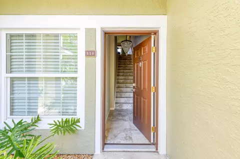 Entry Way - 1080 Bella Vista Blvd, Saint Augustine, FL 32084 photo 1 of 5