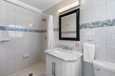 Bath - 12 13th St, Saint Augustine Beach, FL 32080 photo 4 of 13