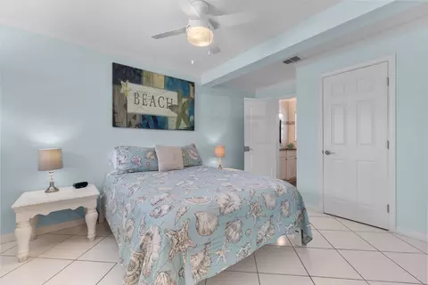Bedroom - 12 13th St, Saint Augustine Beach, FL 32080 photo 7 of 17