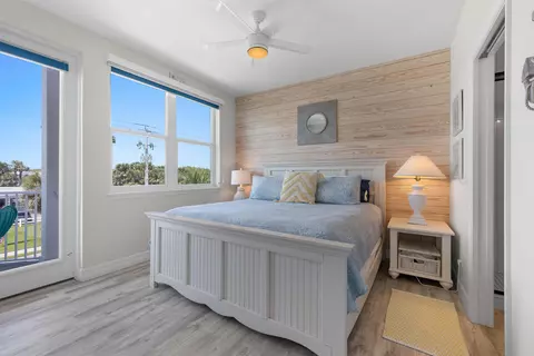 Bedroom - 12 13th St, Saint Augustine Beach, FL 32080 photo 10 of 17