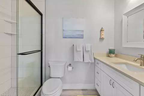 Bath - 12 13th St, Saint Augustine Beach, FL 32080 photo 8 of 13