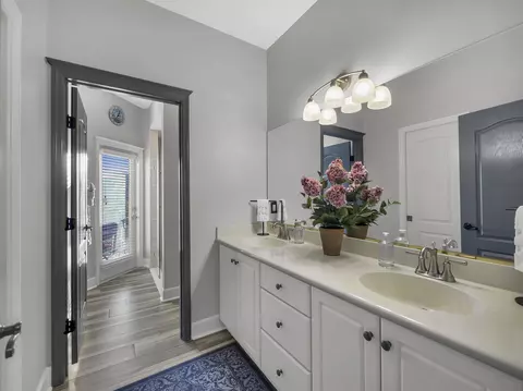 Bath - 245 Fiddlers Point Dr, Saint Augustine, FL 32080 photo 4 of 6