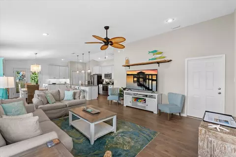 403 Second St, Saint Augustine, FL 32084 photo 7