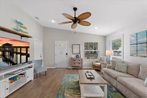 403 Second St, Saint Augustine, FL 32084 photo 9
