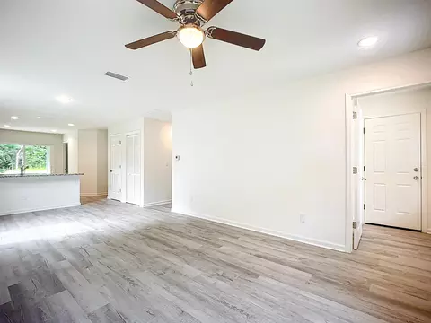 921 Helen St, Saint Augustine, FL 32084 photo 4