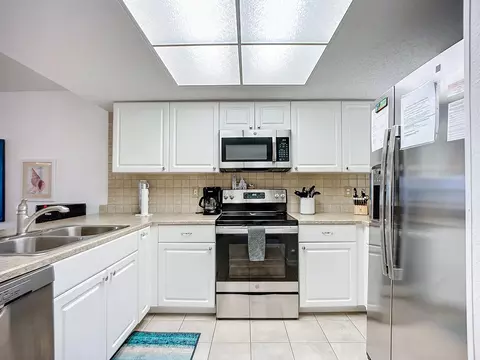 Kitchen - 4250 A1a S UNIT L-26, Saint Augustine, FL 32080 photo 3 of 4