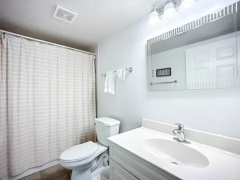 Bath - 4250 A1a S UNIT L-26, Saint Augustine, FL 32080 photo 1 of 3