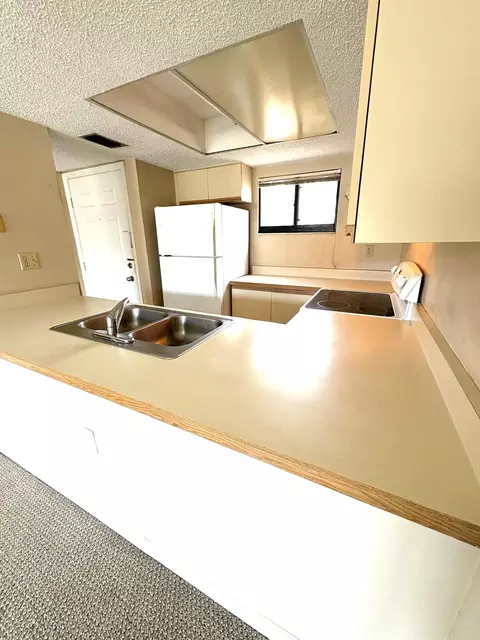 Kitchen - 4250 A1a S UNIT C-11, Saint Augustine, FL 32080 photo 2 of 2