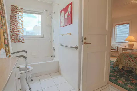 Bath - 120 Seychelles Ct, Saint Augustine, FL 32080 photo 4 of 6