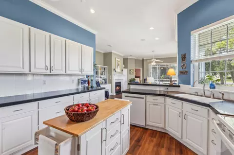 Kitchen - 303 S Ocean Trace Rd, Saint Augustine, FL 32080 photo 2 of 4