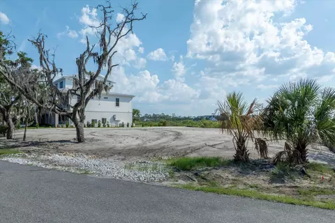 Exterior - 228 Pelican Reef Dr, Saint Augustine, FL 32080 photo 2 of 3