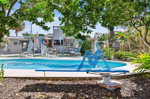 Exterior - 509 Arricola Ave, Saint Augustine, FL 32080 photo 2 of 12