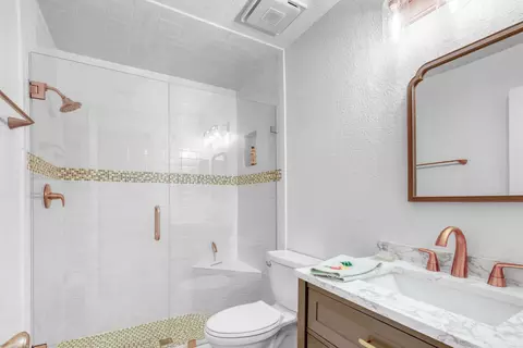 Bath - 343 Monika Pl, Saint Augustine, FL 32080 photo 3 of 3