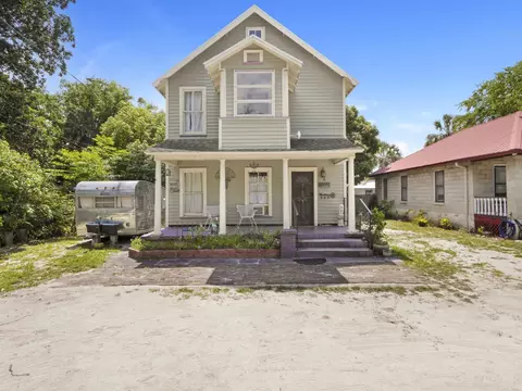 8 Davis St, Saint Augustine, FL 32084 photo 1