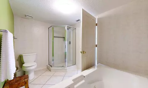 Bath - 12 Flagler Blvd UNIT B201, Saint Augustine, FL 32080 photo 5 of 5