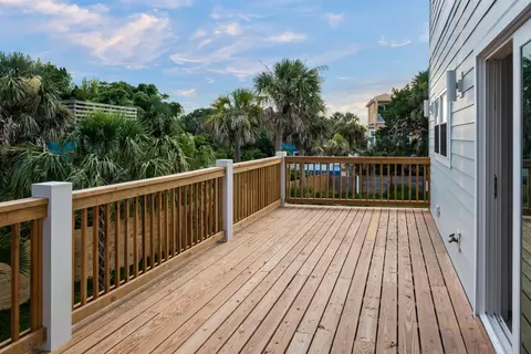 Exterior - 137 Ferrol Rd, Saint Augustine, FL 32084 photo 8 of 18