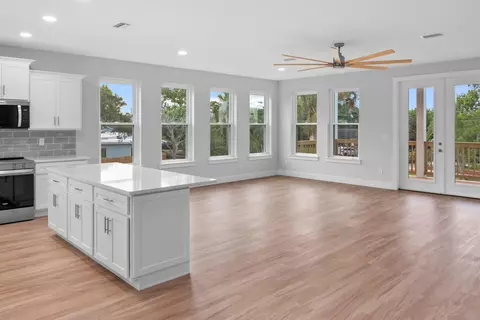 Living - 137 Ferrol Rd, Saint Augustine, FL 32084 photo 7 of 10