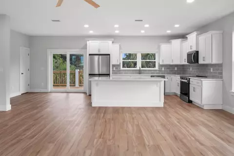 Living - 137 Ferrol Rd, Saint Augustine, FL 32084 photo 9 of 10