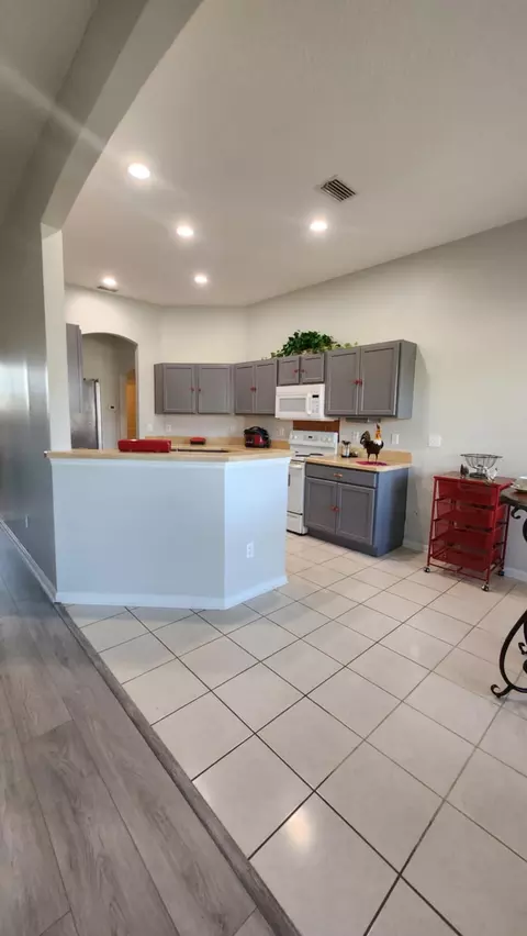 Kitchen - 708 Blackmoor Gate Ln, Saint Augustine, FL 32084 photo 1 of 3