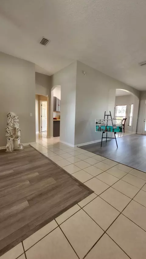 Entry Way - 708 Blackmoor Gate Ln, Saint Augustine, FL 32084 photo 3 of 7