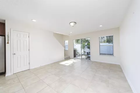 292 Islander Cir, Saint Augustine, FL 32080 photo 12