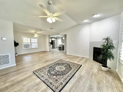 Living - 104 Falcon Rd, Saint Augustine, FL 32086 photo 2 of 7