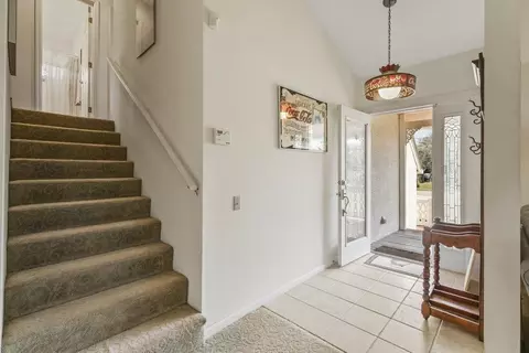 Entry Way - 5485 4th St, Saint Augustine, FL 32080 photo 4 of 7