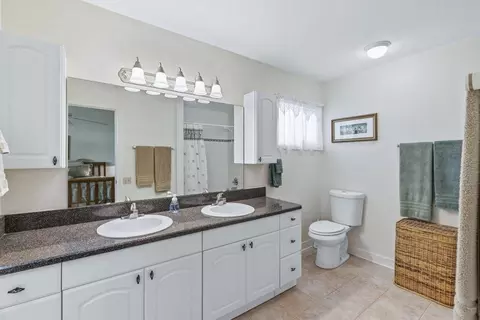 Bath - 5485 4th St, Saint Augustine, FL 32080 photo 4 of 6