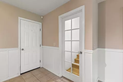 Entry Way - 5485 4th St, Saint Augustine, FL 32080 photo 7 of 7