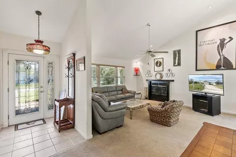 Entry Way - 5485 4th St, Saint Augustine, FL 32080 photo 5 of 7