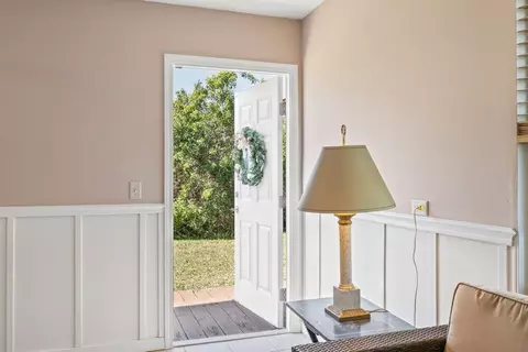 Entry Way - 5485 4th St, Saint Augustine, FL 32080 photo 6 of 7