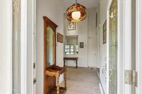 Entry Way - 5485 4th St, Saint Augustine, FL 32080 photo 1 of 7