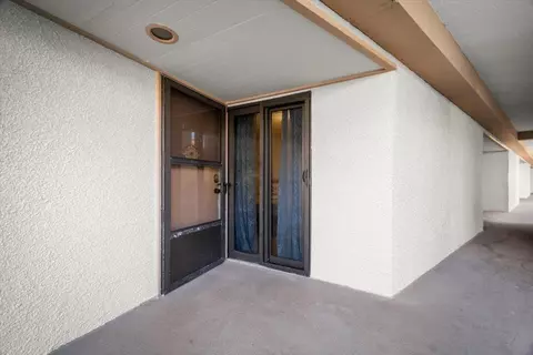 Exterior - 2 Dondanville Rd #115, Saint Augustine, FL 32080 photo 3 of 7