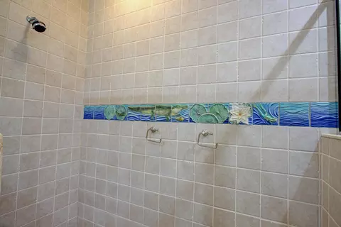 Bath - 4 Oceanside Dr, Saint Augustine Beach, FL 32080 photo 10 of 15