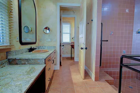 Bath - 4 Oceanside Dr, Saint Augustine Beach, FL 32080 photo 15 of 15