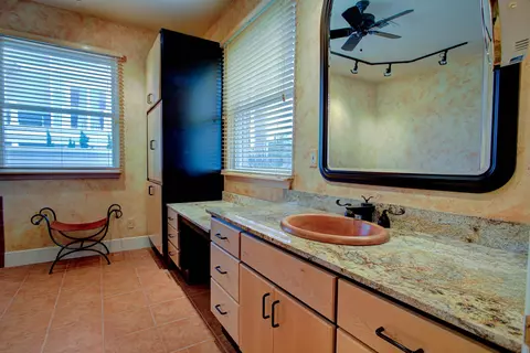 Bath - 4 Oceanside Dr, Saint Augustine Beach, FL 32080 photo 13 of 15