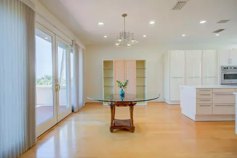 Dining - 4 Oceanside Dr, Saint Augustine Beach, FL 32080 photo 1 of 3