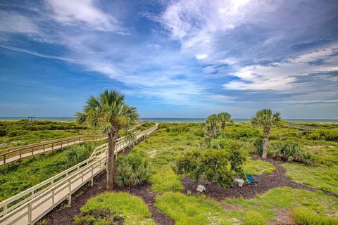 Exterior - 4 Oceanside Dr, Saint Augustine Beach, FL 32080 photo 11 of 12