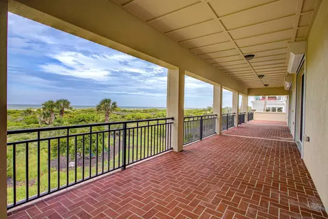 Exterior - 4 Oceanside Dr, Saint Augustine Beach, FL 32080 photo 5 of 12
