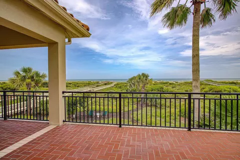 Exterior - 4 Oceanside Dr, Saint Augustine Beach, FL 32080 photo 3 of 12