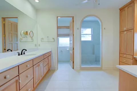 Bath - 4 Oceanside Dr, Saint Augustine Beach, FL 32080 photo 1 of 15