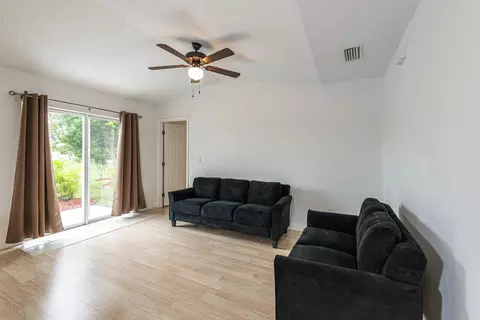 517 Bethany Pl, Saint Augustine, FL 32084 photo 2
