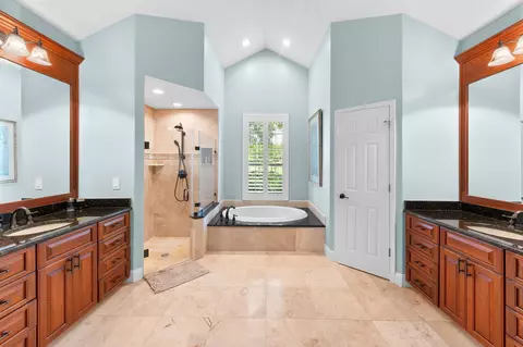 Bath - 248 Marshside Dr, Saint Augustine, FL 32080 photo 1 of 9