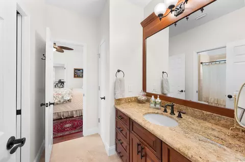 Bath - 248 Marshside Dr, Saint Augustine, FL 32080 photo 8 of 9